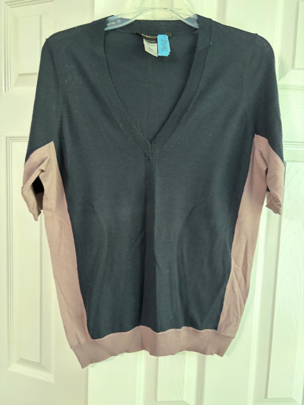BCBGMaxAzria Two-Tone V-Neck Sweater in Navy and Mauve